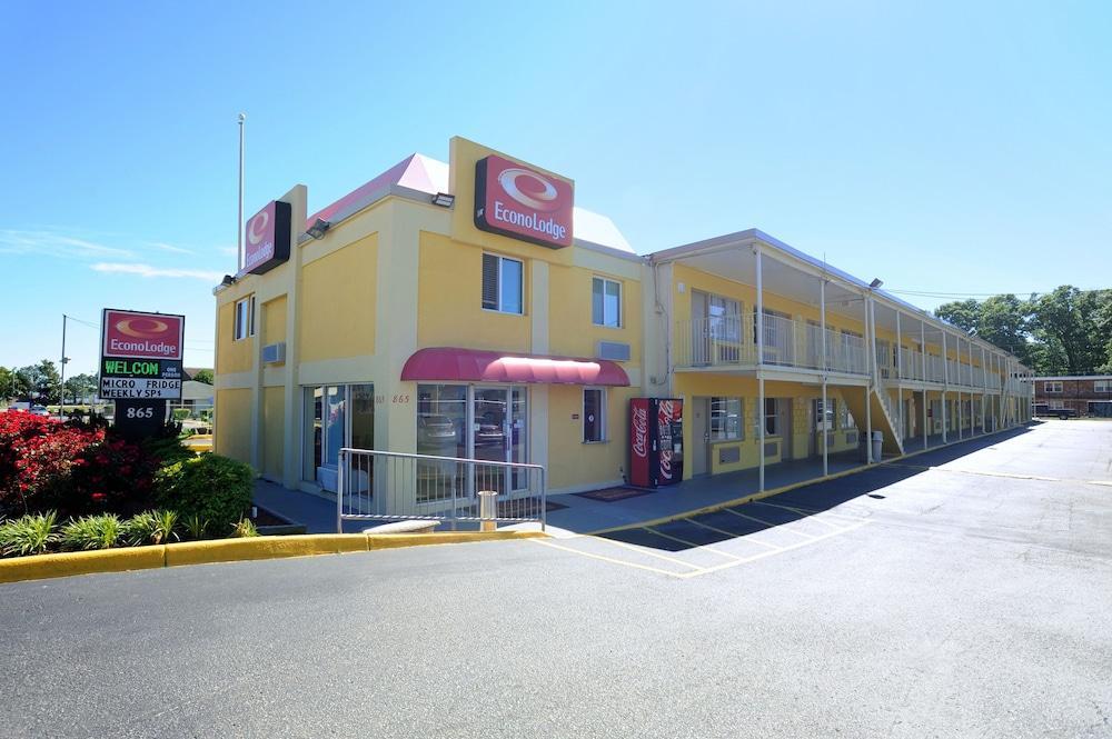 Econo Lodge At Military Circle Норфолк Екстер'єр фото
