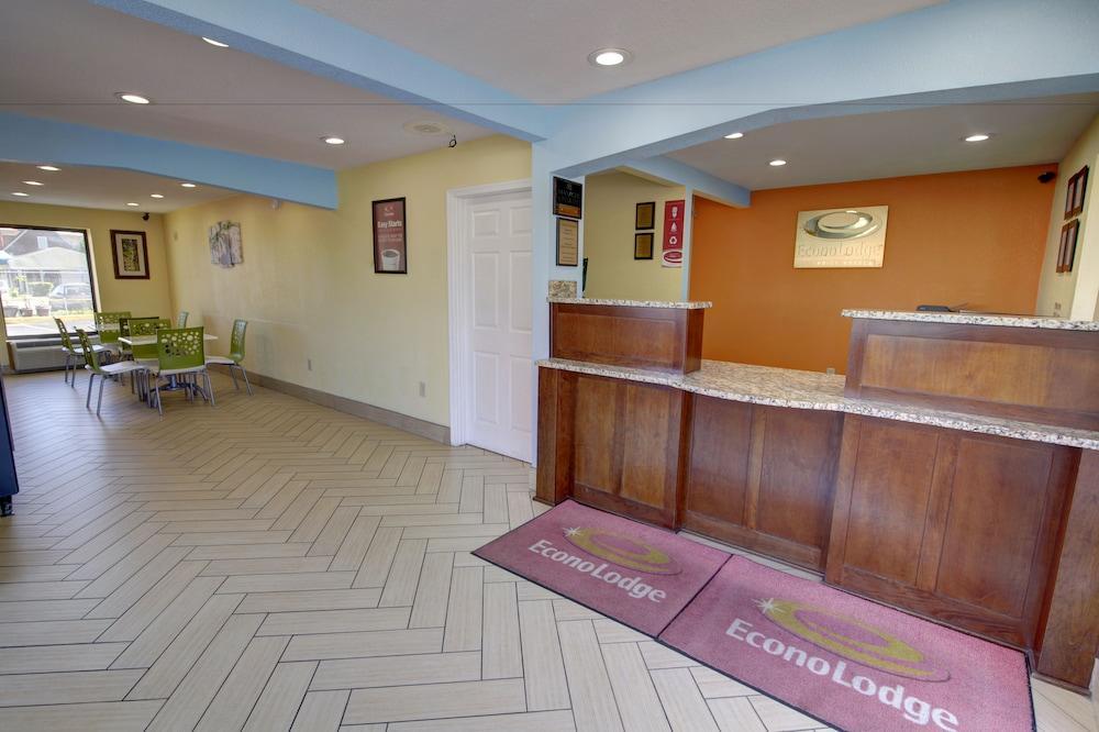 Econo Lodge At Military Circle Норфолк Екстер'єр фото